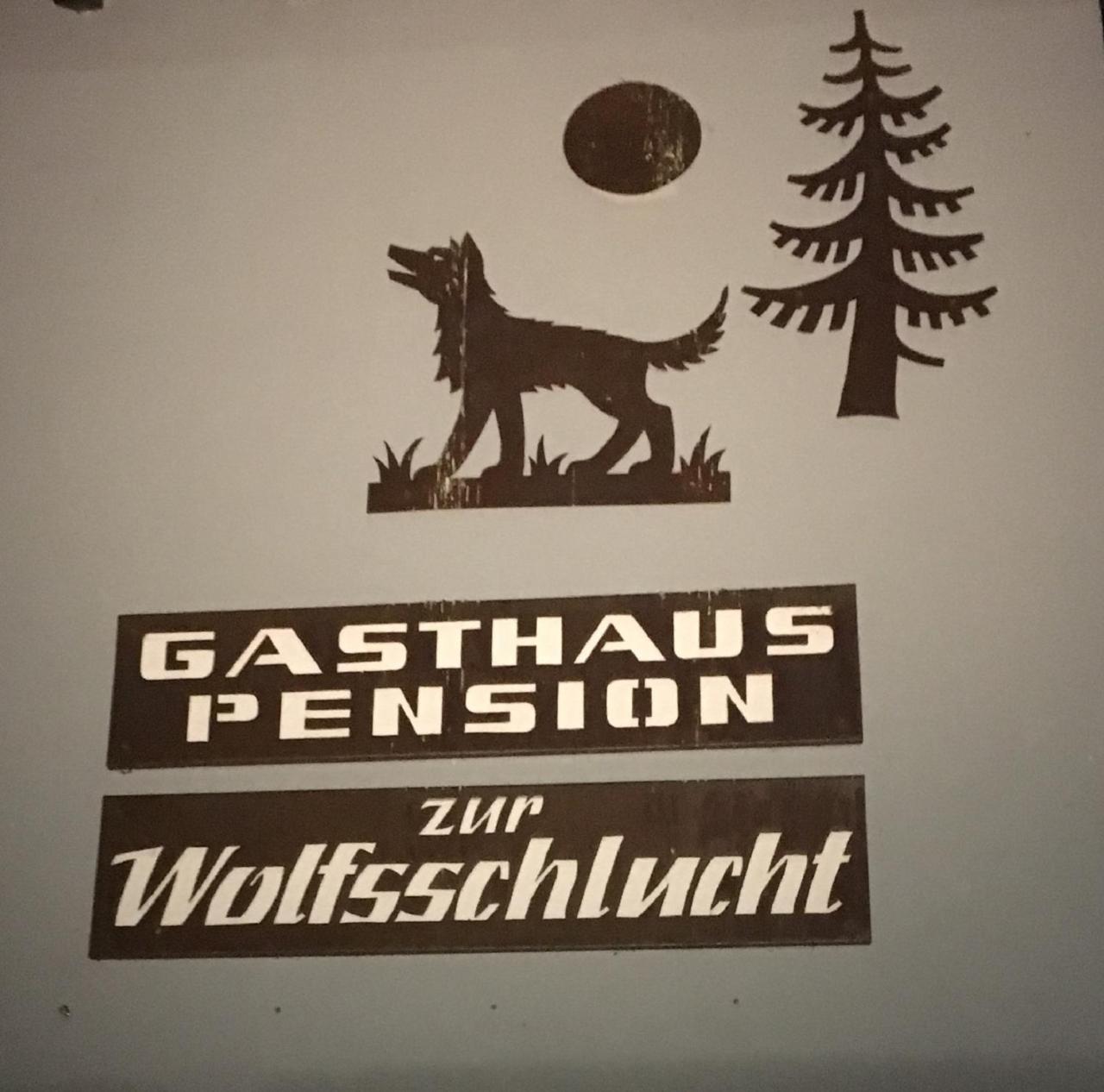 Hôtel Gasthaus Zur Wolfsschlucht à Sugenheim Extérieur photo